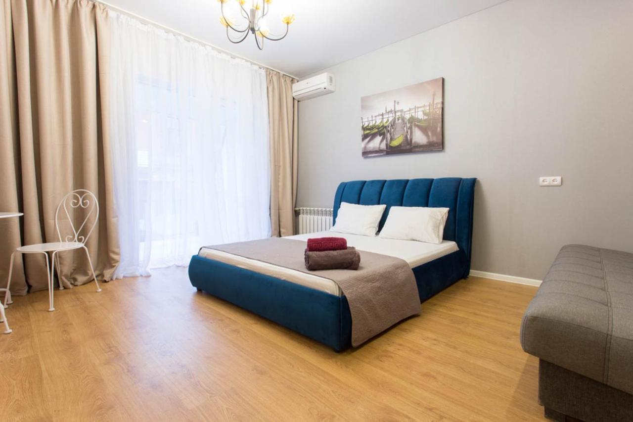 Studio Near Metro Yaroslava Mudroho, Universytet - Mykoly Khvylovoho Str 5-3 Charków Zewnętrze zdjęcie