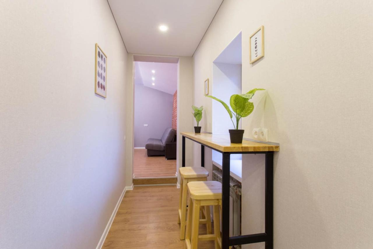 Studio Near Metro Yaroslava Mudroho, Universytet - Mykoly Khvylovoho Str 5-3 Charków Zewnętrze zdjęcie