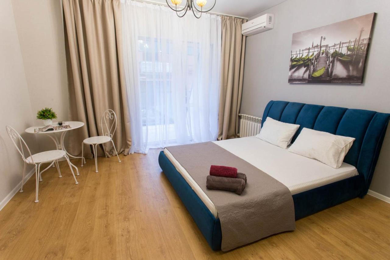 Studio Near Metro Yaroslava Mudroho, Universytet - Mykoly Khvylovoho Str 5-3 Charków Zewnętrze zdjęcie