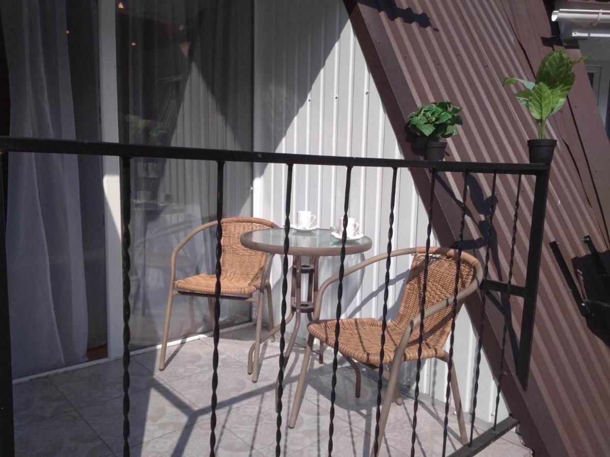 Studio Near Metro Yaroslava Mudroho, Universytet - Mykoly Khvylovoho Str 5-3 Charków Zewnętrze zdjęcie