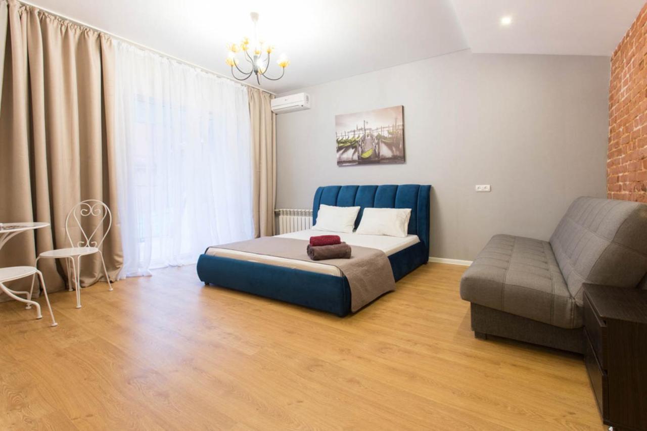 Studio Near Metro Yaroslava Mudroho, Universytet - Mykoly Khvylovoho Str 5-3 Charków Zewnętrze zdjęcie
