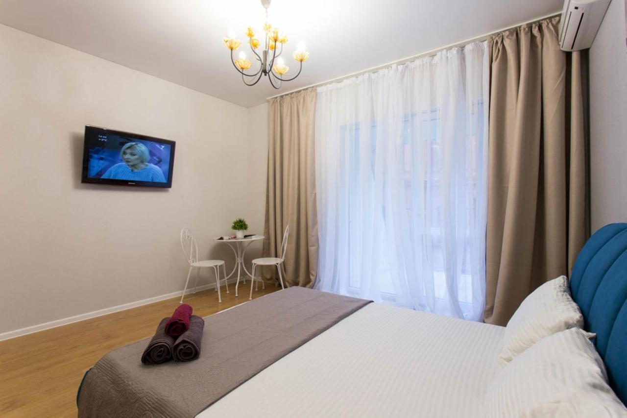 Studio Near Metro Yaroslava Mudroho, Universytet - Mykoly Khvylovoho Str 5-3 Charków Zewnętrze zdjęcie