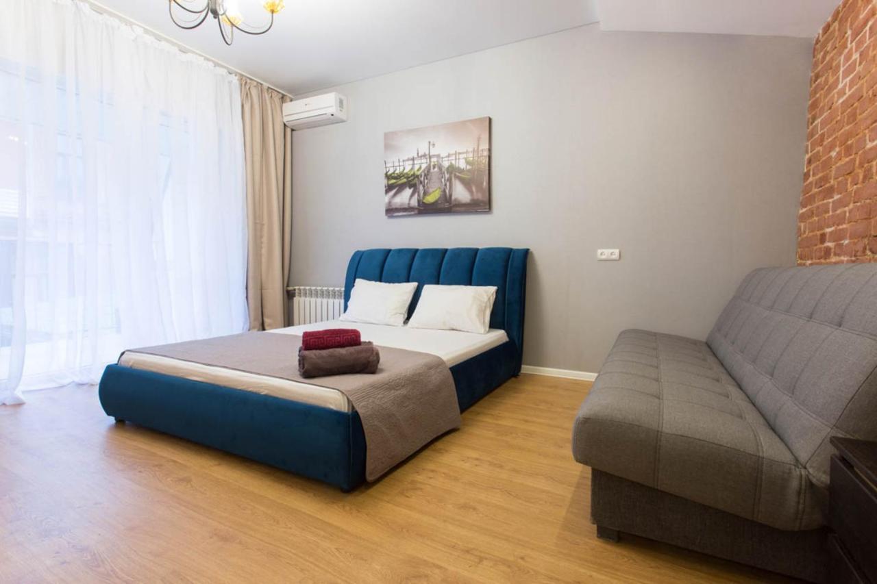 Studio Near Metro Yaroslava Mudroho, Universytet - Mykoly Khvylovoho Str 5-3 Charków Zewnętrze zdjęcie
