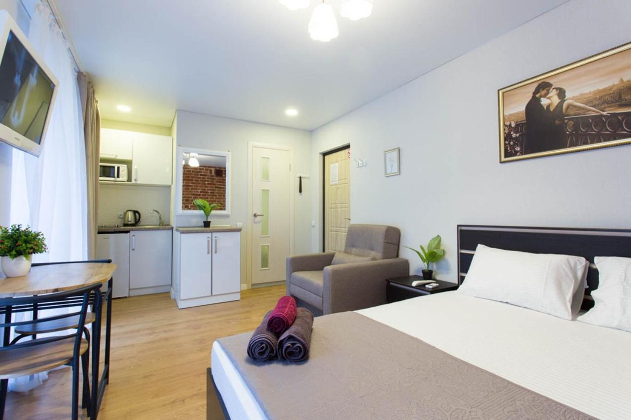 Studio Near Metro Yaroslava Mudroho, Universytet - Mykoly Khvylovoho Str 5-3 Charków Zewnętrze zdjęcie