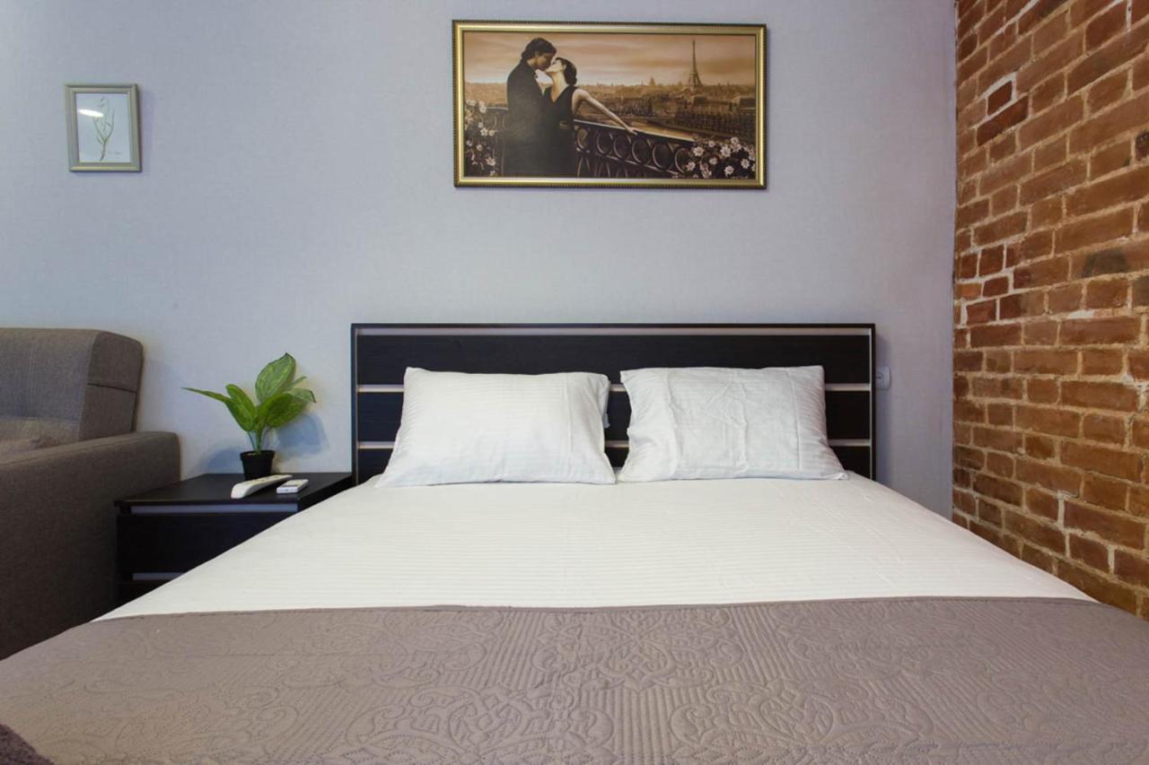 Studio Near Metro Yaroslava Mudroho, Universytet - Mykoly Khvylovoho Str 5-3 Charków Zewnętrze zdjęcie