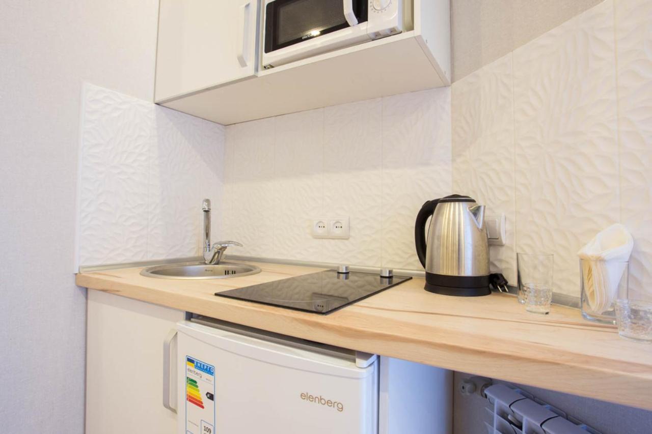 Studio Near Metro Yaroslava Mudroho, Universytet - Mykoly Khvylovoho Str 5-3 Charków Zewnętrze zdjęcie